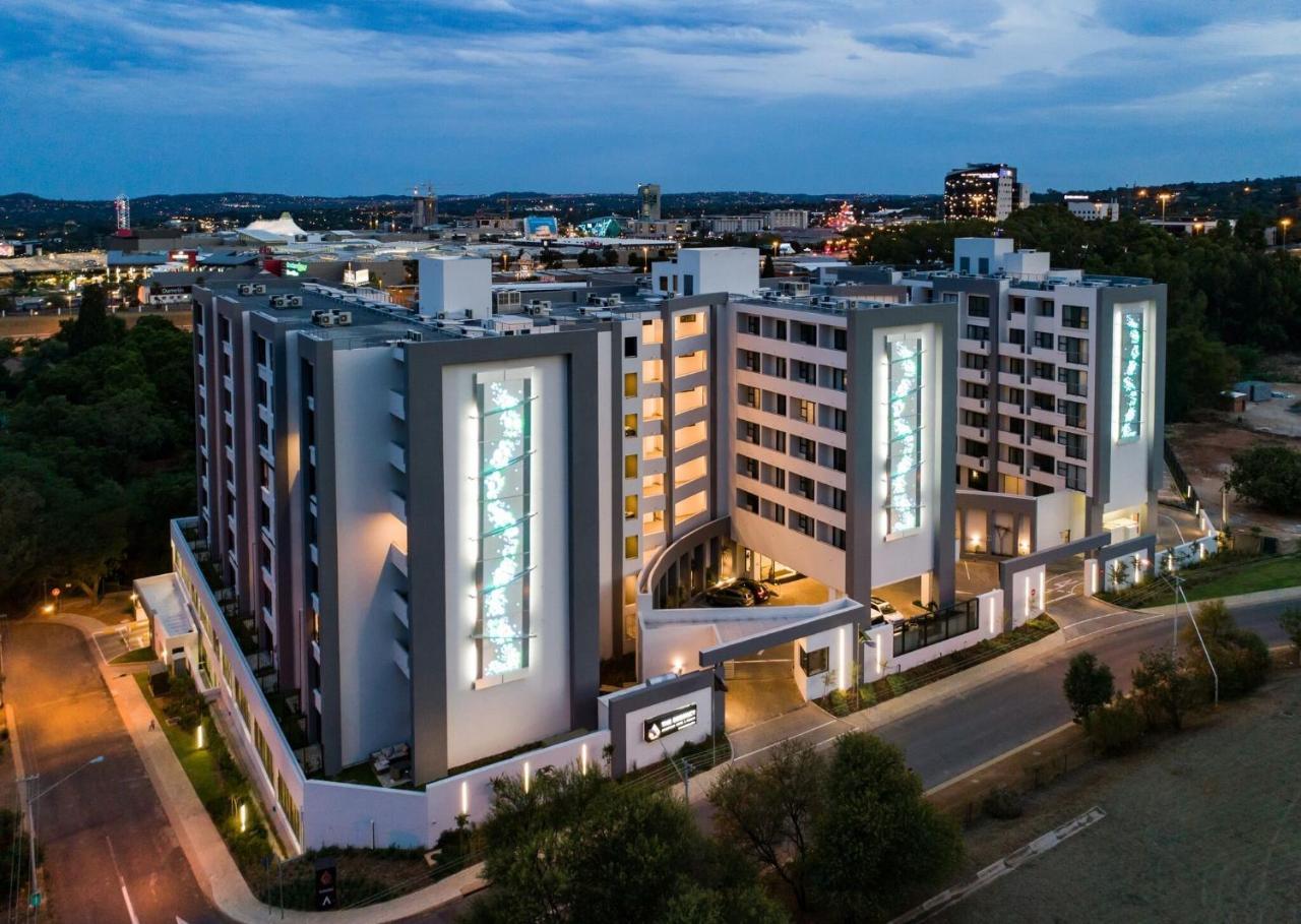 The Regency Apartment Hotel Menlyn Pretoria-Noord Exterior foto